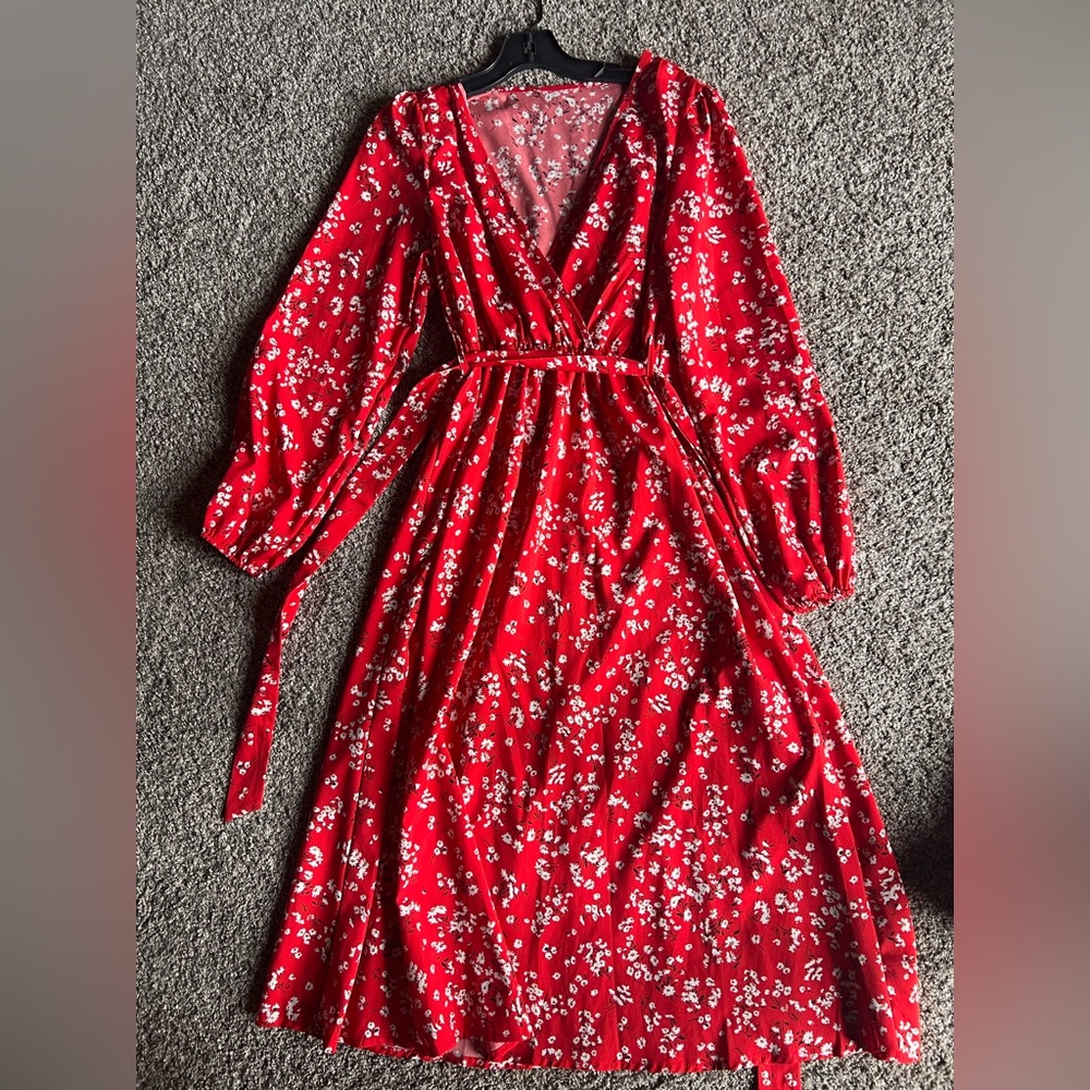 SHEIN Red Floral Tie-Waist Maxi Dress